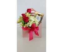 Box de  flores e chocolate 