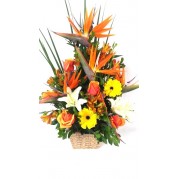 Arranjo mix de flores em cachepot 